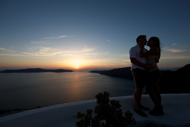 love-249313_640